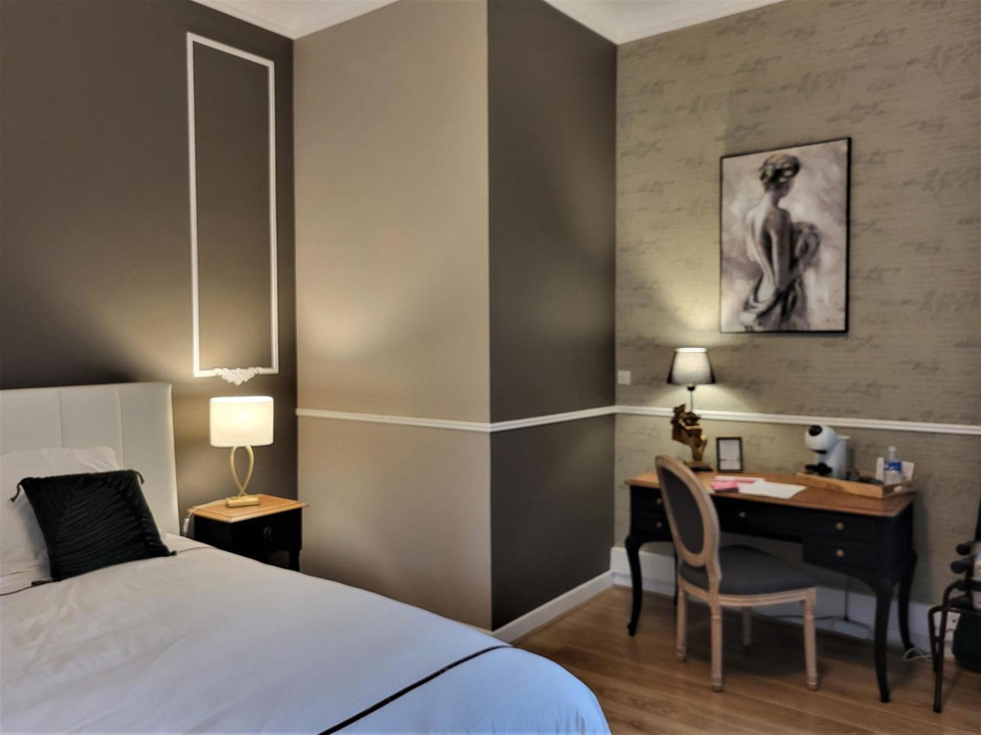 Sejour De Charme Au Chateau Avec Petit-Dejeuner Et Parking - Fr-1-591-705 Cluis Dış mekan fotoğraf