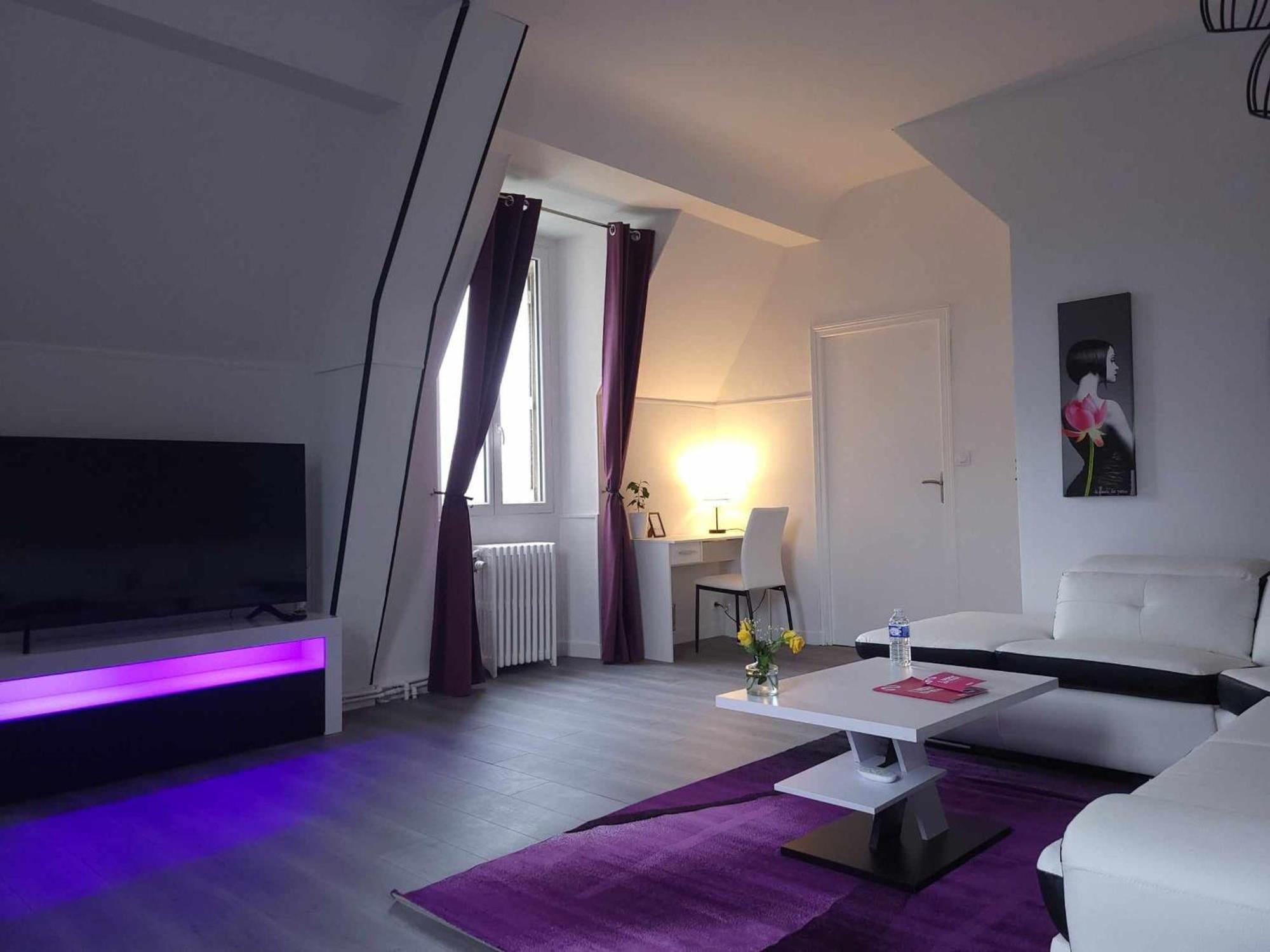 Sejour De Charme Au Chateau Avec Petit-Dejeuner Et Parking - Fr-1-591-705 Cluis Dış mekan fotoğraf